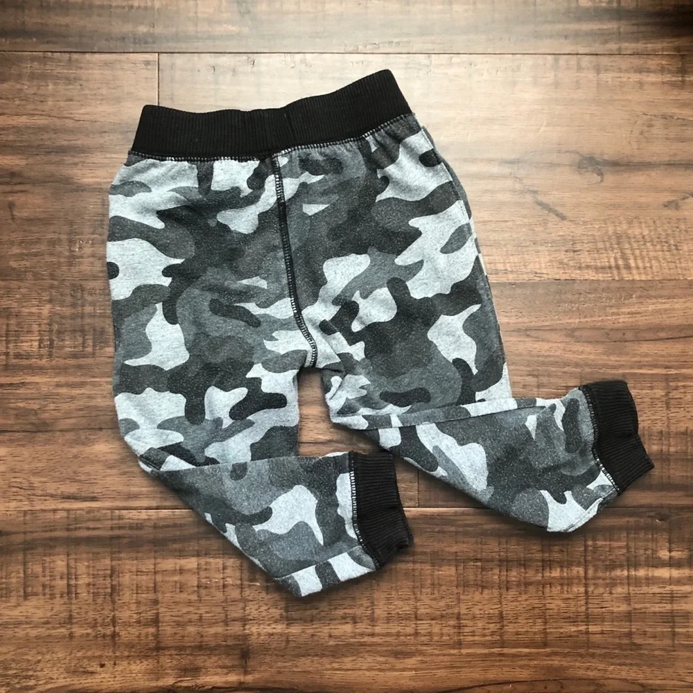 Children’s Place Camouflage sweatpants